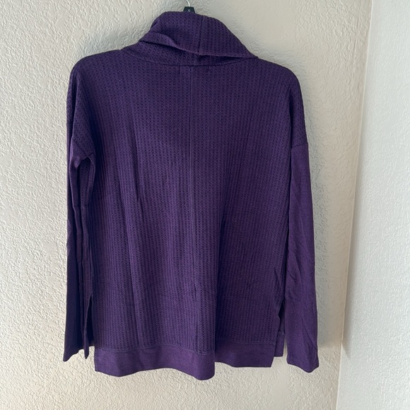 Sweet Romeo cowl neck long sleeve top - super cute and comfortable! - Picture 3 of 3